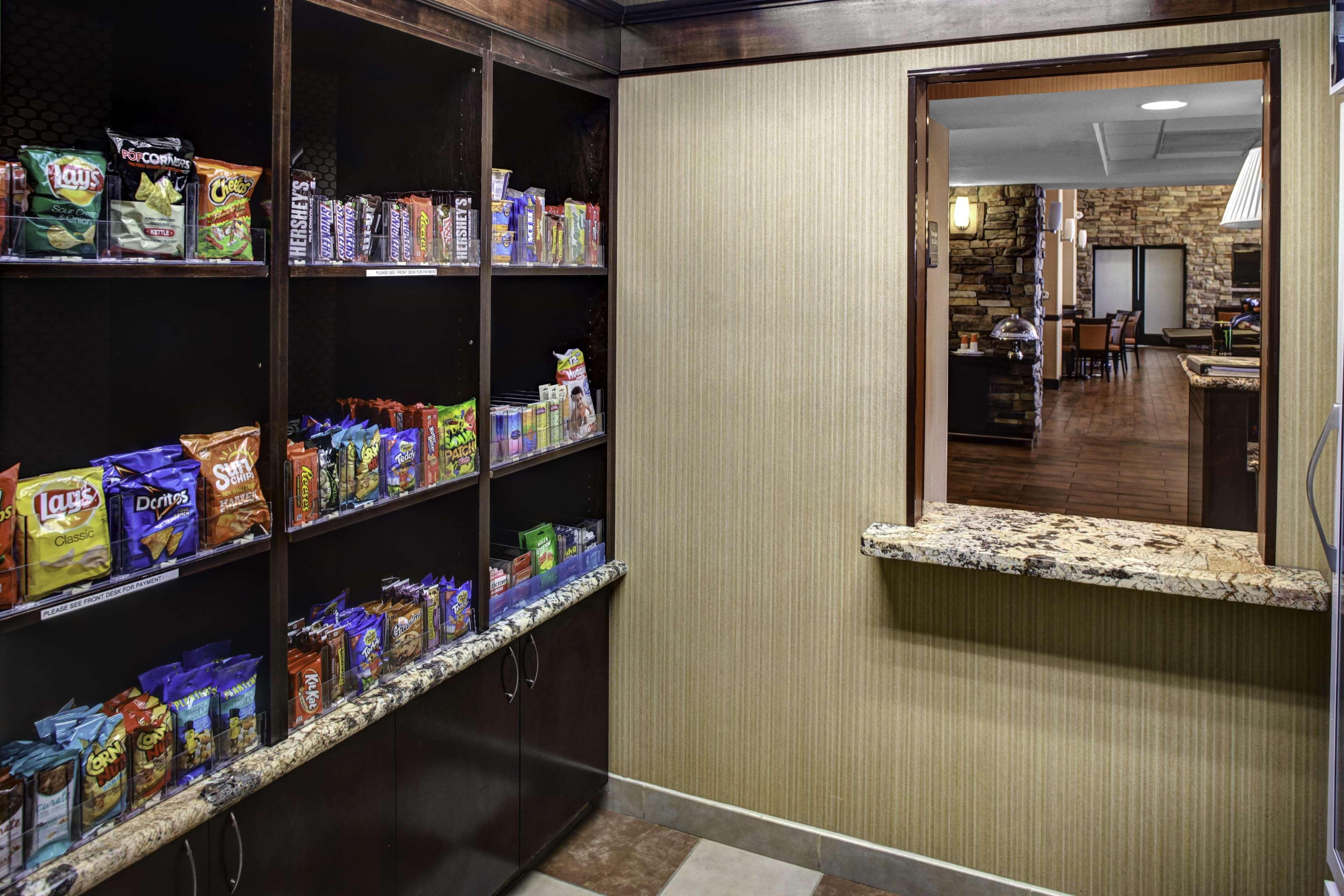 Hampton Inn And Suites Bakersfield / Highway 58 Ngoại thất bức ảnh
