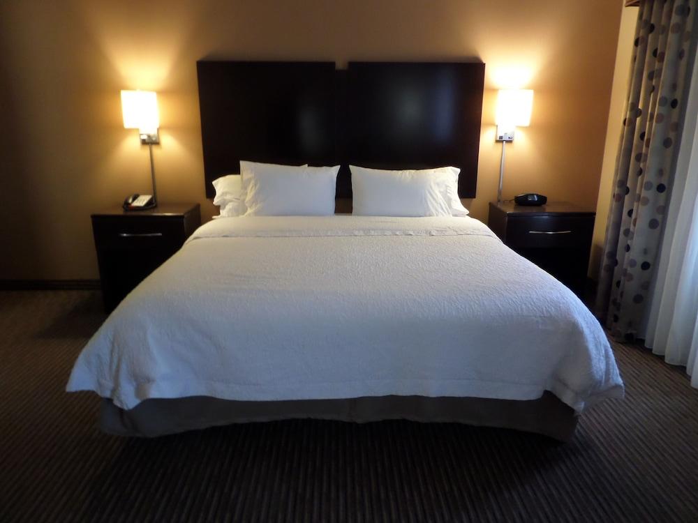 Hampton Inn And Suites Bakersfield / Highway 58 Ngoại thất bức ảnh