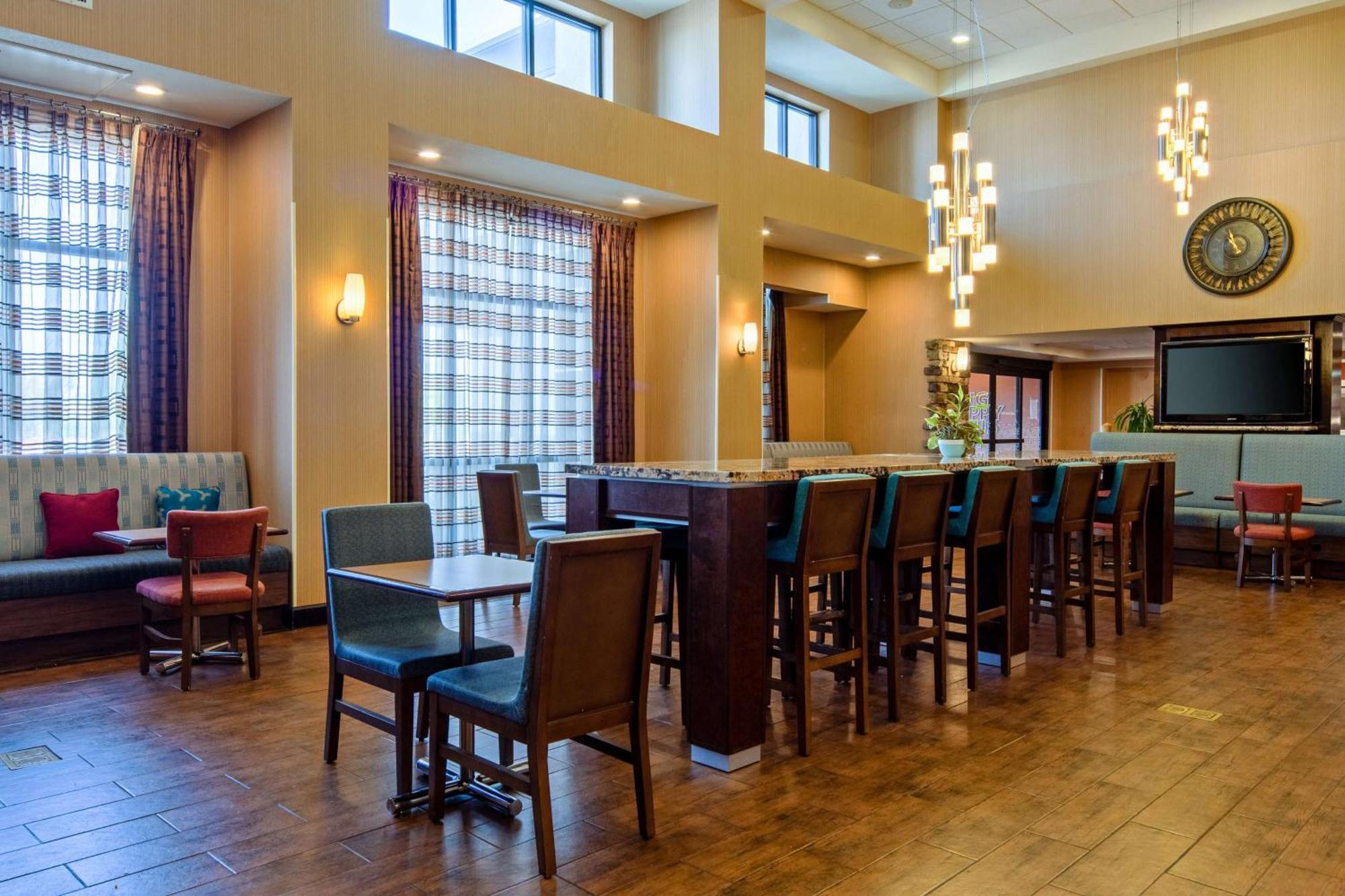Hampton Inn And Suites Bakersfield / Highway 58 Ngoại thất bức ảnh